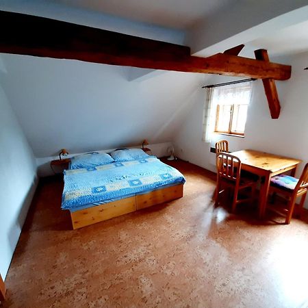 Apartman Roubenka Vsemily Jetřichovice Exterior foto
